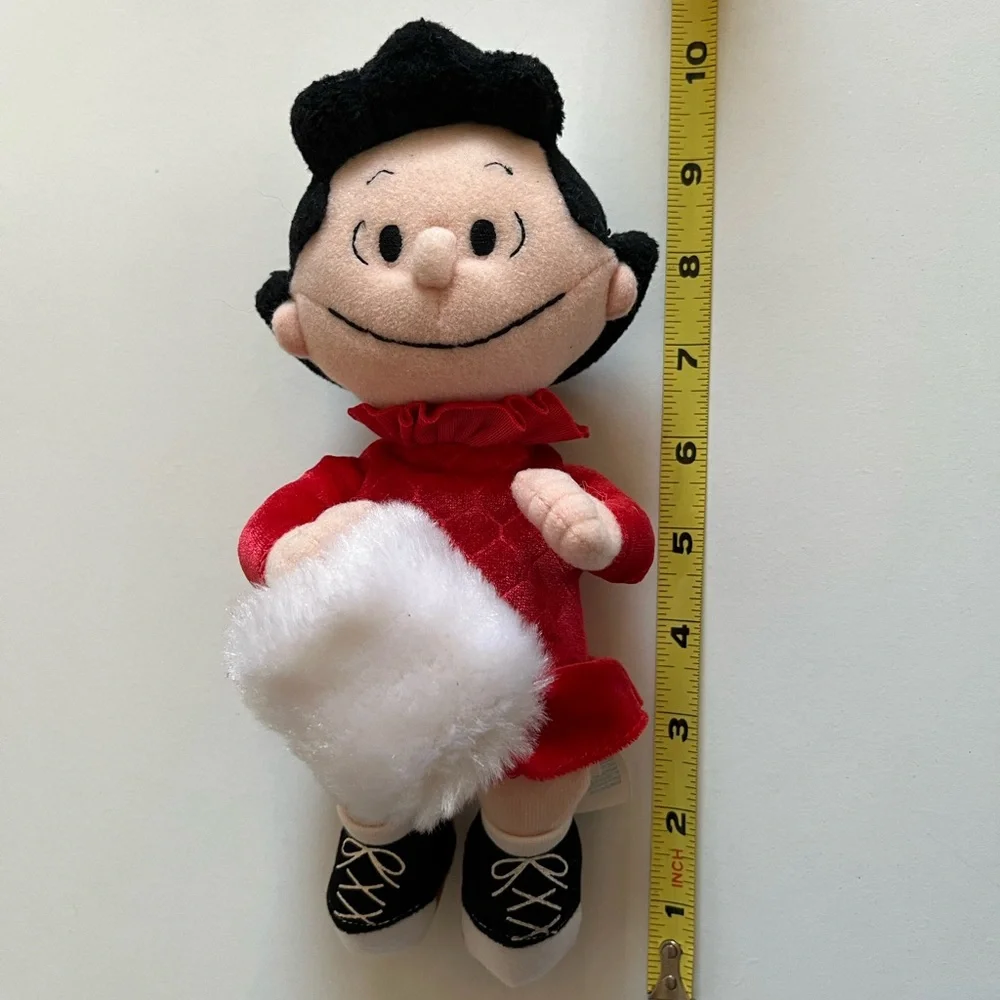 Vintage Applause Holiday Lucy Red Dress w/ Muff Plush Peanuts Toy Doll